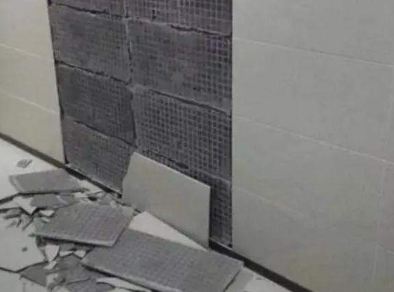 潮安瓷砖空鼓维修公司分享下潮安墙砖松动维修的知识